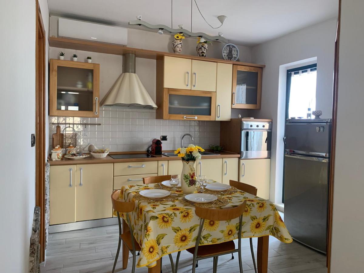 Cocciu D'Amuri Apartment Taormina Exteriör bild